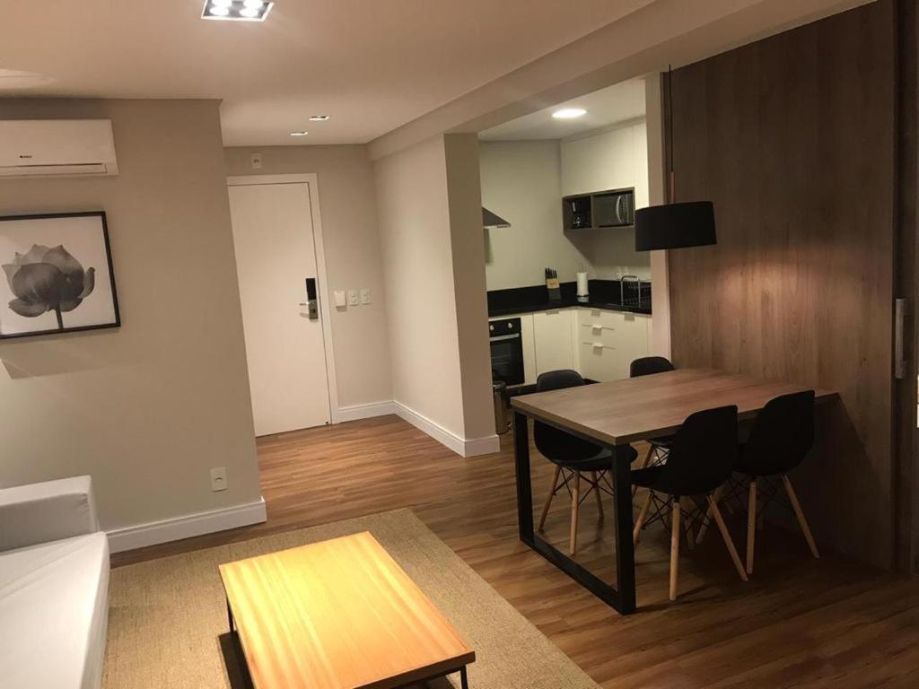 Estudio Novo Com Servico De Hotel Florianopolis Bagian luar foto