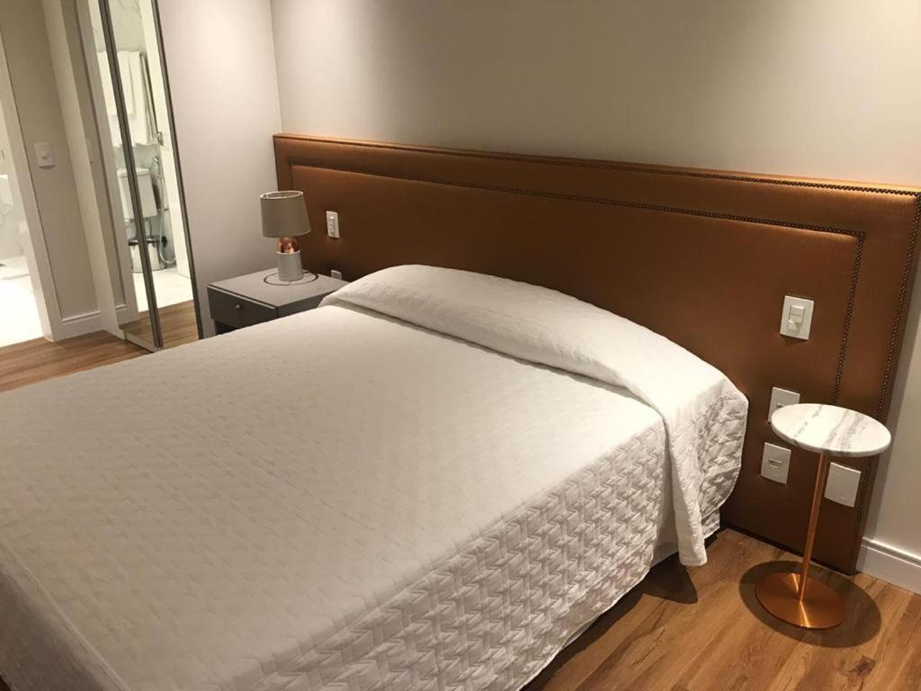 Estudio Novo Com Servico De Hotel Florianopolis Bagian luar foto